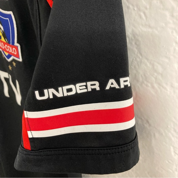 Under Armour Black DIRECTV Colo-Colo Soccer Jersey, Size Youth L - Picture 5 of 5